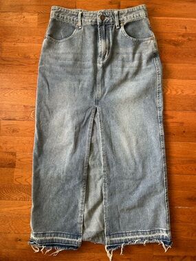 Denim Midi Skirt w/ Front Slit | Vintage Wash Raw Hem | Size 25